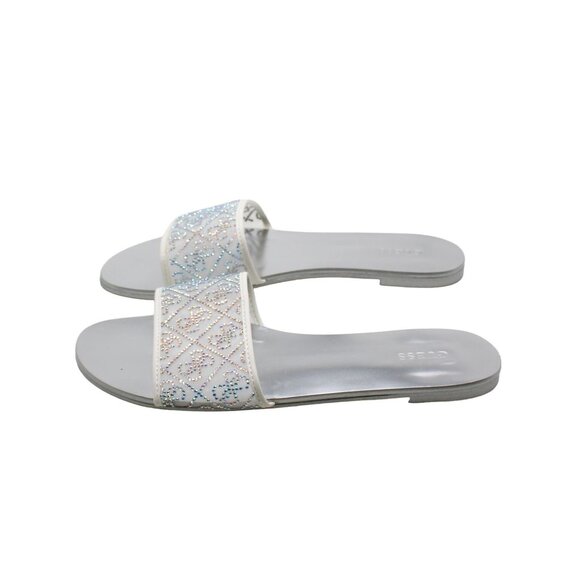 Guess - Picture 7 of 8